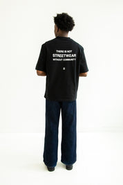 T-shirt - Oversize There is not